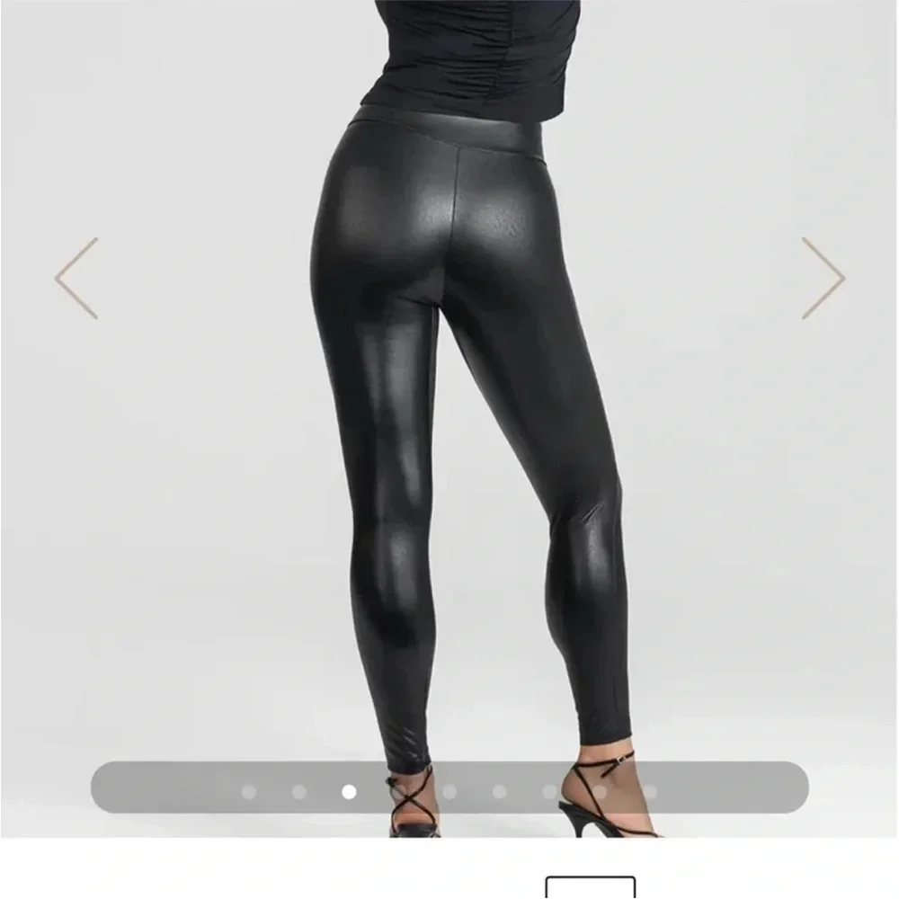 HONEYLOVE black faux just like leather legging